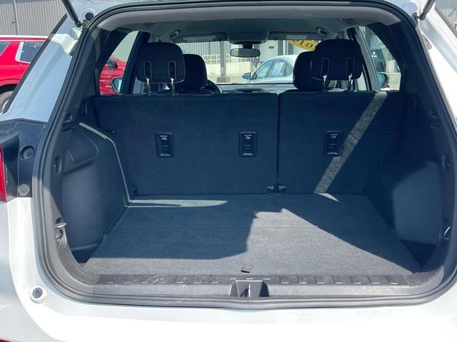 Photo of 2019 Summit White Chevrolet Equinox