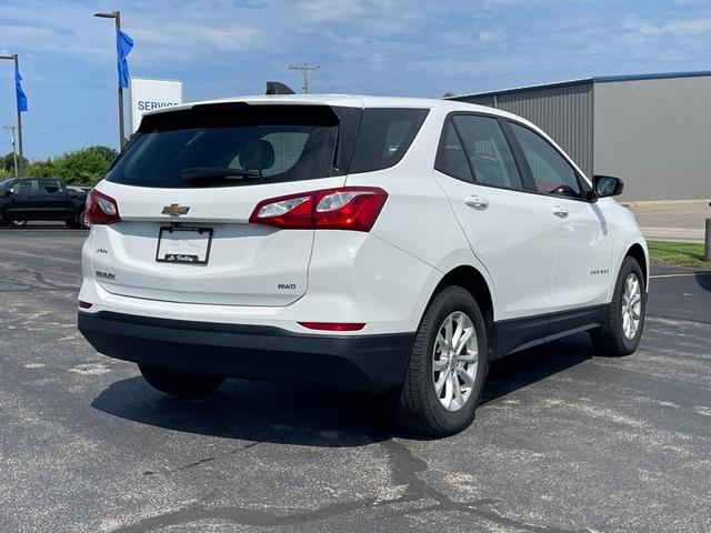 Photo of 2019 Summit White Chevrolet Equinox