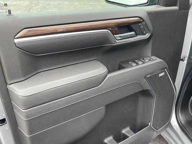 Photo of 2025 Sterling Gray Metallic Chevrolet Silverado 1500