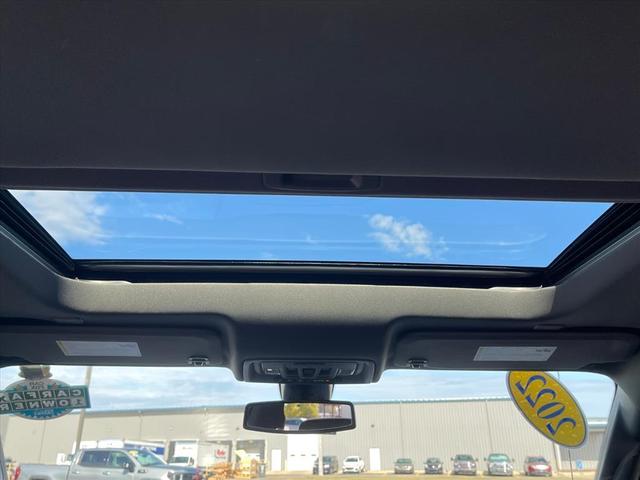 Photo of 2022 Onyx Black GMC Sierra 1500