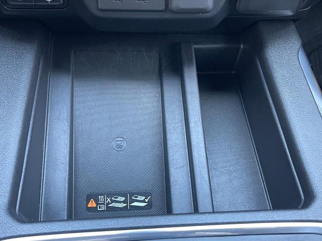 Photo of 2022 Onyx Black GMC Sierra 1500