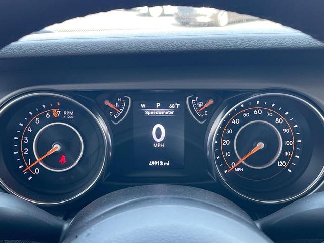Photo of 2023 Bright White Clearcoat Jeep Gladiator