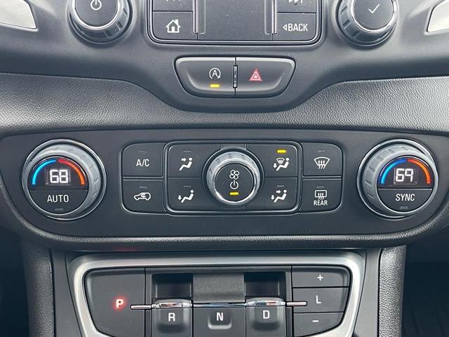 Photo of 2024 Ebony Twilight Metallic GMC Terrain