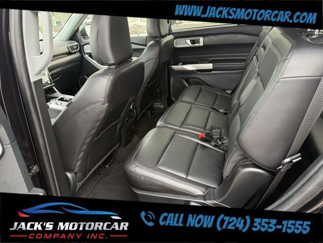 Photo of 2024 Agate Black Metallic Ford Explorer
