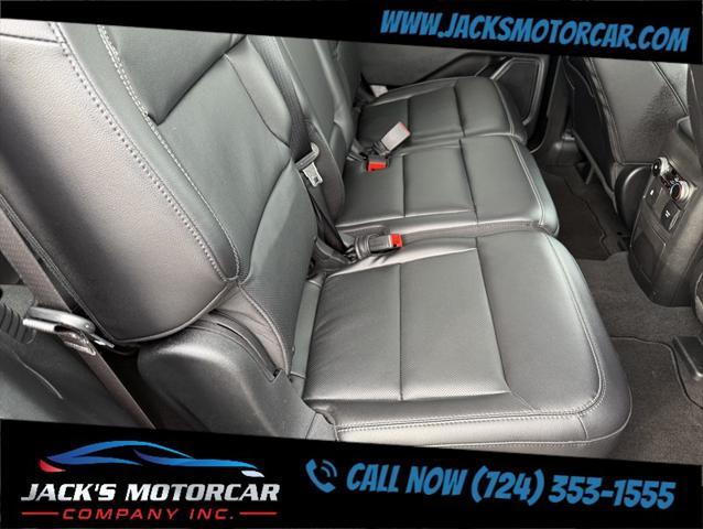 Photo of 2024 Agate Black Metallic Ford Explorer