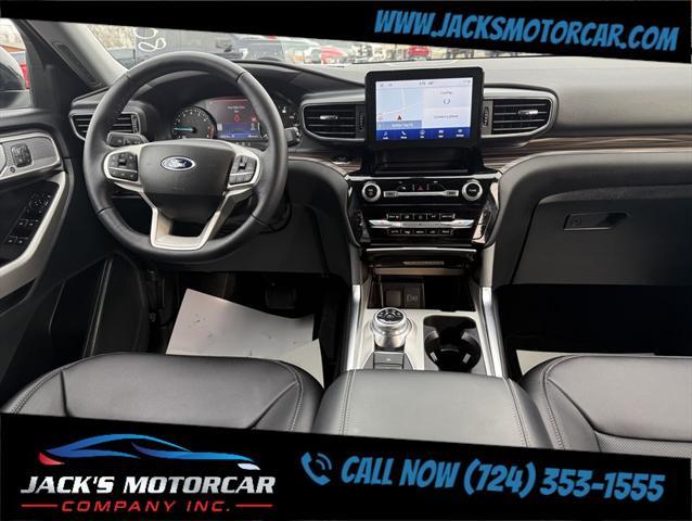 Photo of 2024 Agate Black Metallic Ford Explorer