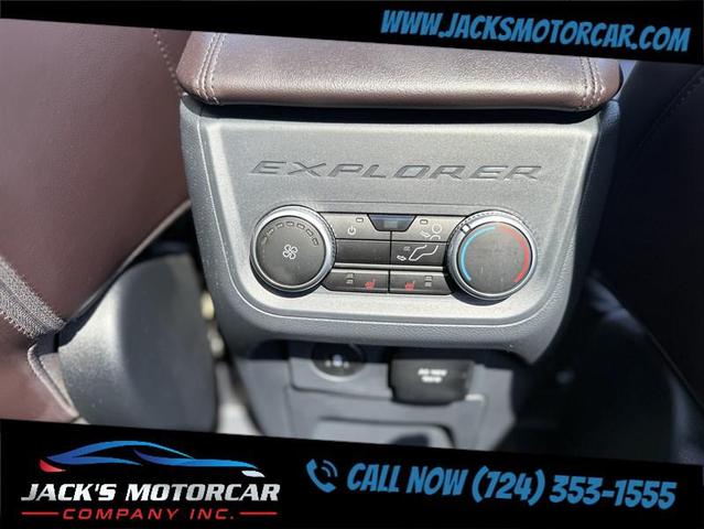 Photo of 2025 Star White Metallic Tri-Coat Ford Explorer