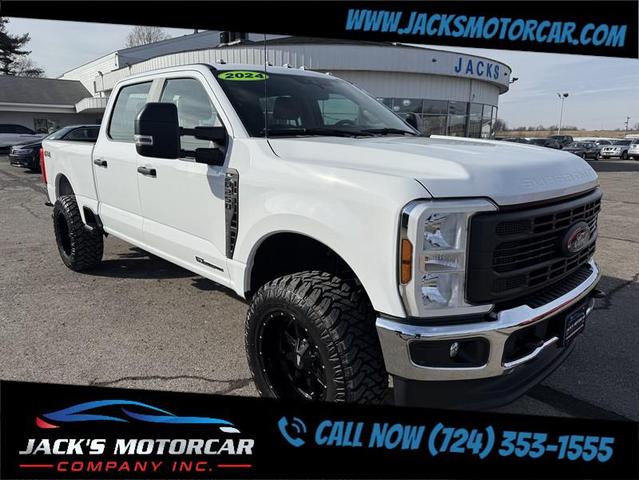 Photo of 2024 Oxford White Ford F-250