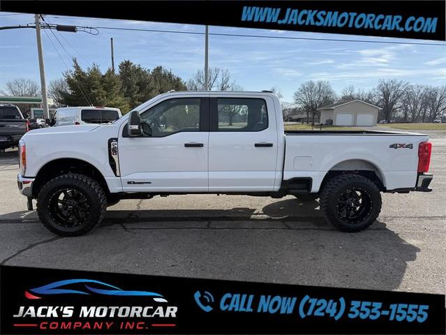 Photo of 2024 Oxford White Ford F-250