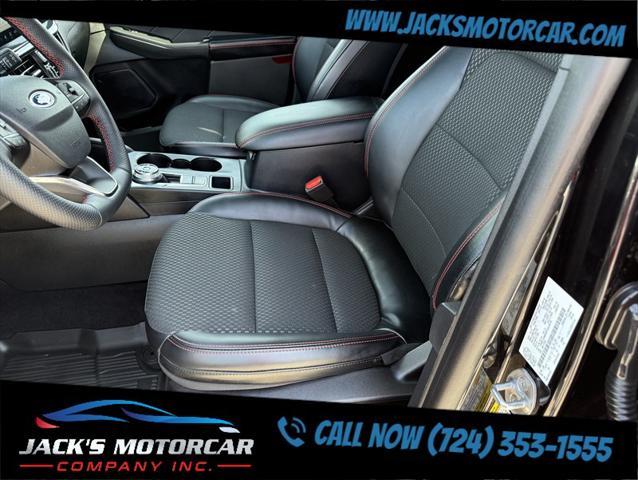 Photo of 2023 Agate Black Metallic Ford Escape