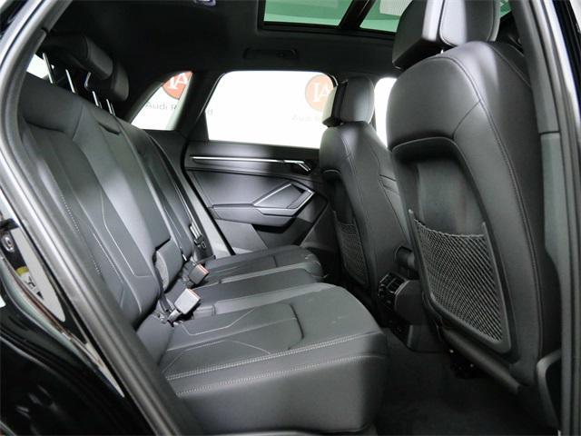 Photo of 2025 Mythos Black Metallic Audi Q3