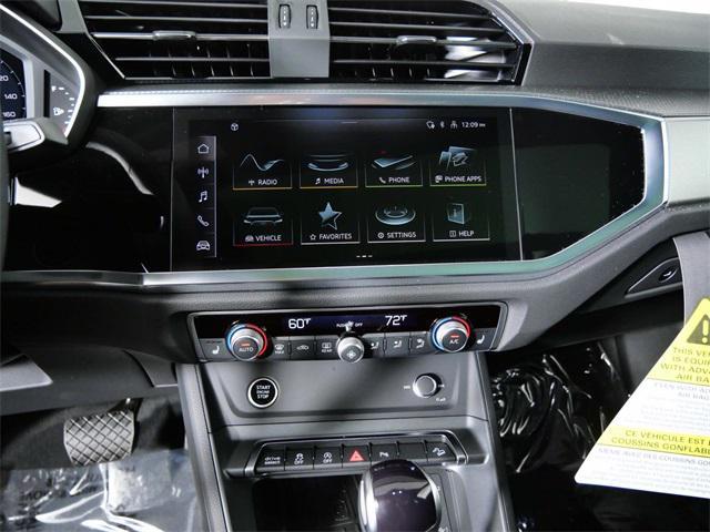 Photo of 2025 Mythos Black Metallic Audi Q3