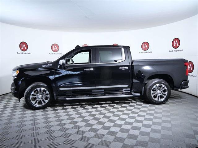 Photo of 2024 Black Chevrolet Silverado 1500