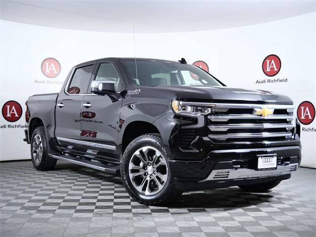 Photo of 2024 Black Chevrolet Silverado 1500