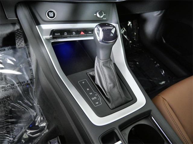 Photo of 2022 White Audi Q3