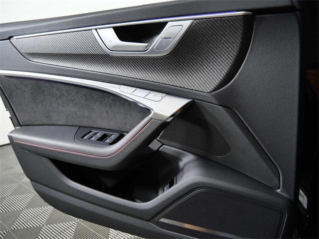 Photo of 2023 Black Audi RS 6 Avant