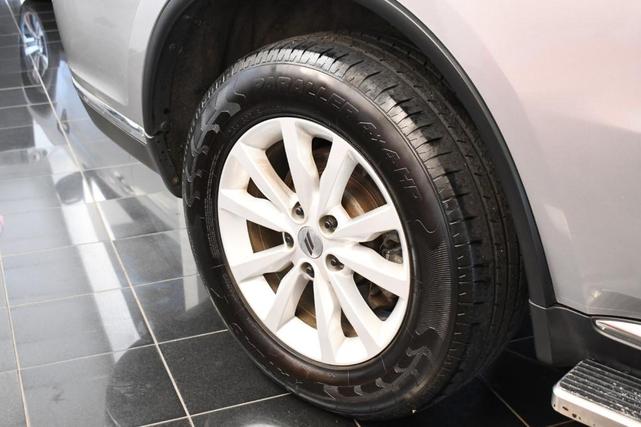 Photo of 2020 Destroyer Gray Clearcoat Dodge Durango