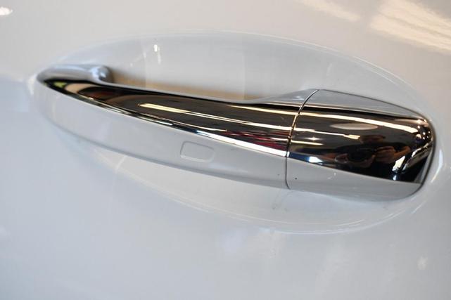 Photo of 2020 Polar White Mercedes-Benz E-Class