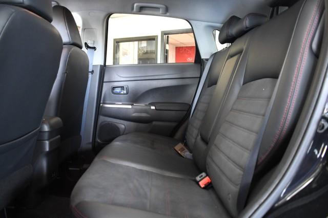 Photo of 2022 Labrador Black Pearl Mitsubishi Outlander Sport