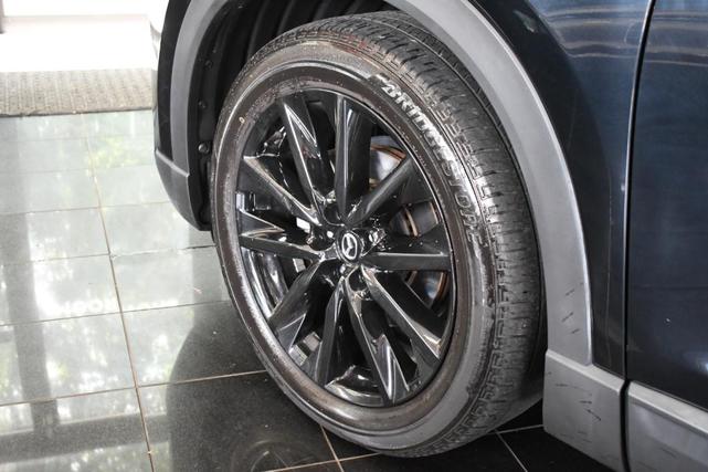 Photo of 2023 Jet Black Mica Mazda CX-9
