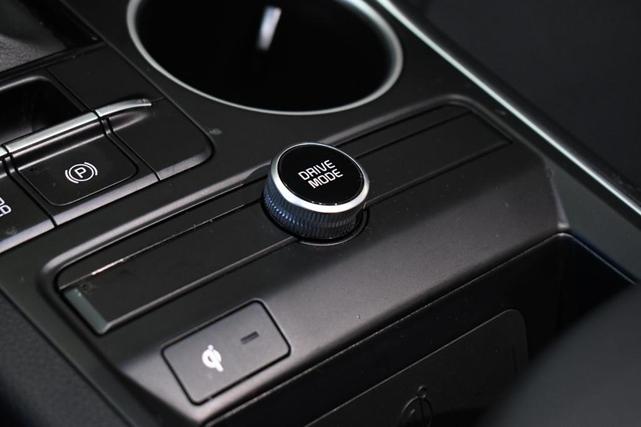 Photo of 2021 Sapphire Blue Kia K5