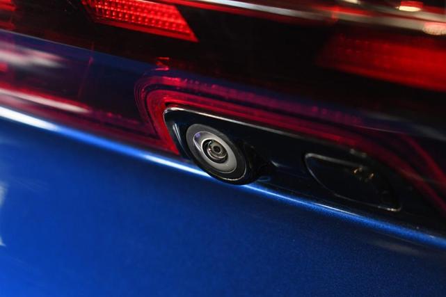Photo of 2021 Sapphire Blue Kia K5