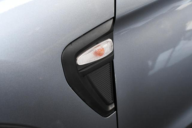 Photo of 2024 Mercury Gray Metallic Mitsubishi Outlander Sport