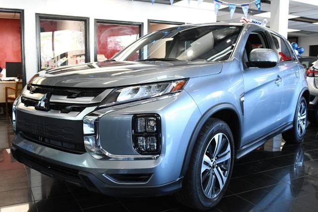 Photo of 2024 Mercury Gray Metallic Mitsubishi Outlander Sport
