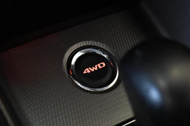 Photo of 2024 Mercury Gray Metallic Mitsubishi Outlander Sport