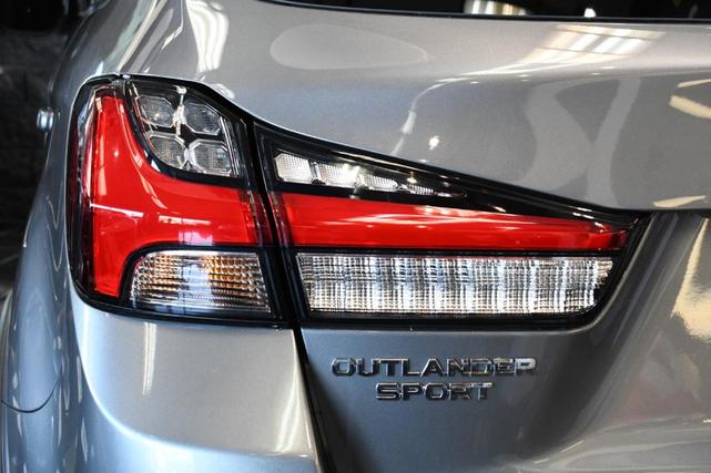 Photo of 2024 Mercury Gray Metallic Mitsubishi Outlander Sport