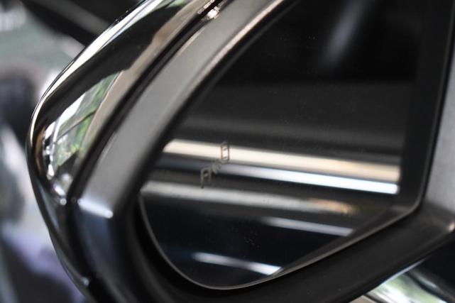Photo of 2024 Deep Black Pearl Effect Volkswagen Jetta