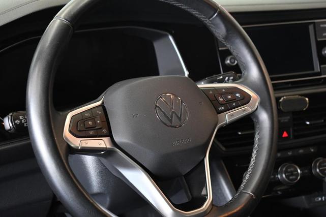 Photo of 2024 Deep Black Pearl Effect Volkswagen Jetta
