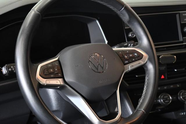 Photo of 2024 Deep Black Pearl Effect Volkswagen Jetta