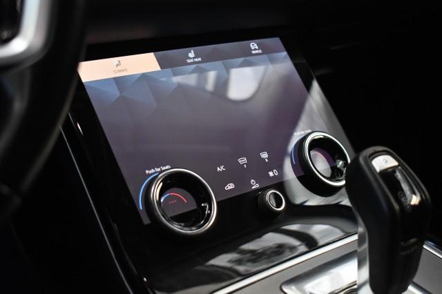 Photo of 2022 Fuji White Land Rover Range Rover Evoque