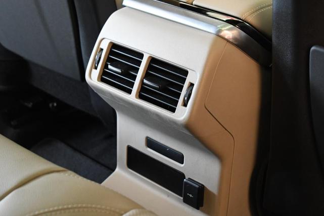 Photo of 2022 Santorini Black Land Rover Range Rover Velar