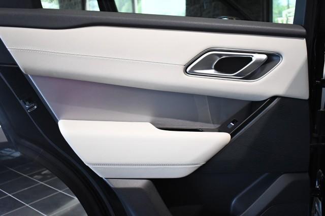 Photo of 2022 Santorini Black Land Rover Range Rover Velar