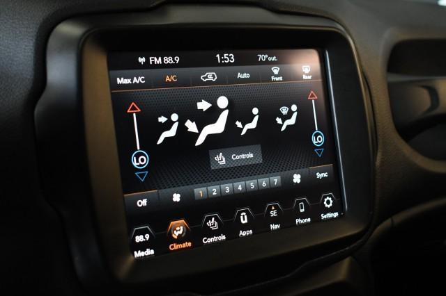 Photo of 2022 Colorado Red Clearcoat Jeep Renegade
