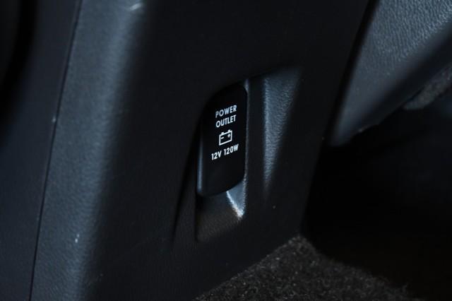 Photo of 2024 White Diamond Mitsubishi Eclipse Cross
