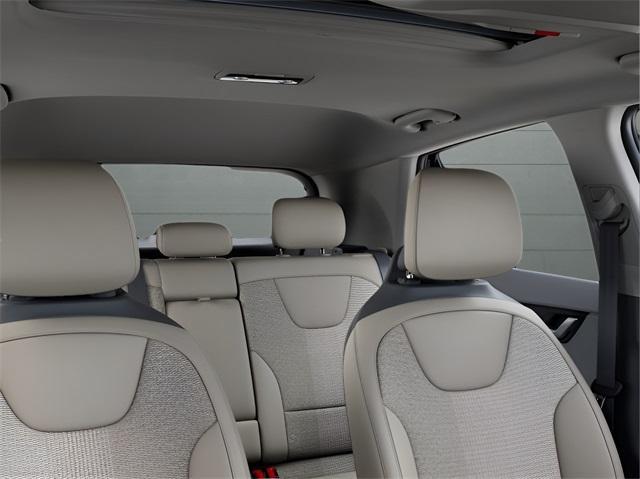 Photo of 2025 Aurora Black Pearl Kia Niro