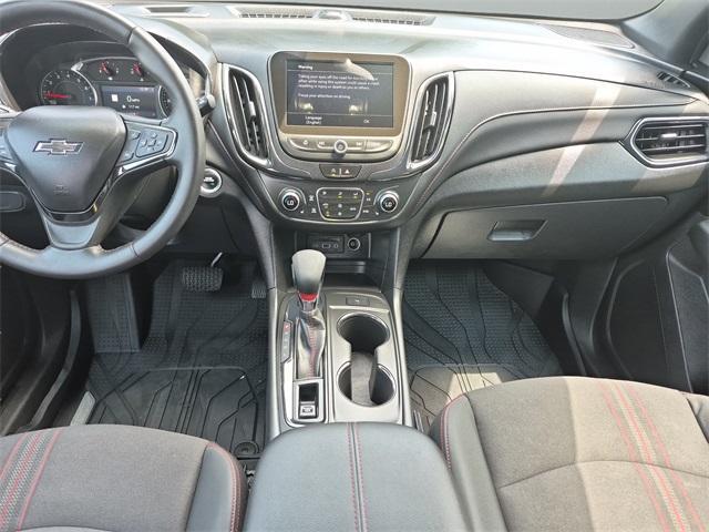 Photo of 2022 Summit White Chevrolet Equinox