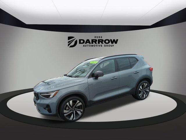 2023 Volvo XC40