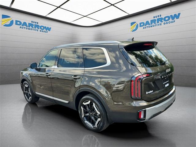 Photo of 2024 Dark Moss Kia Telluride