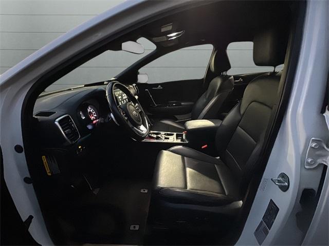 Photo of 2020 Snow White Pearl Kia Sportage