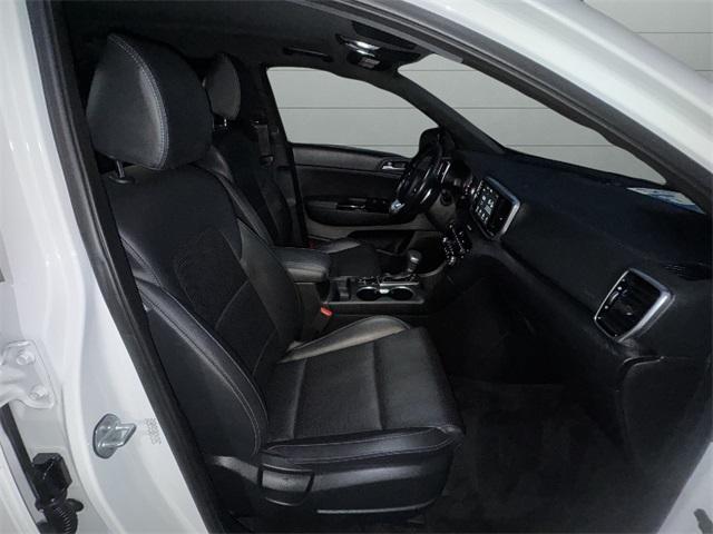 Photo of 2020 Snow White Pearl Kia Sportage