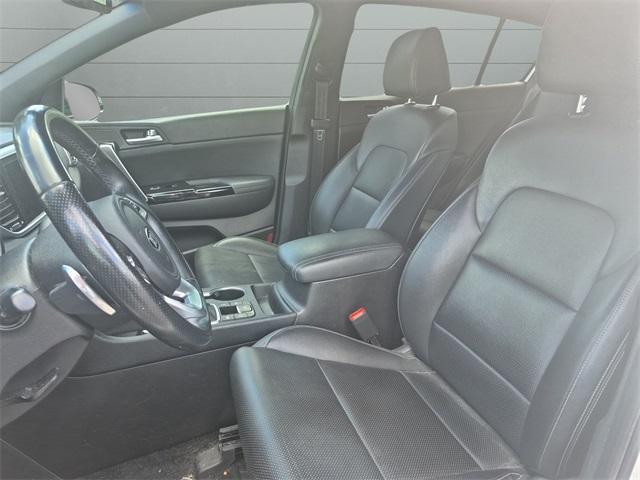 Photo of 2020 Snow White Pearl Kia Sportage