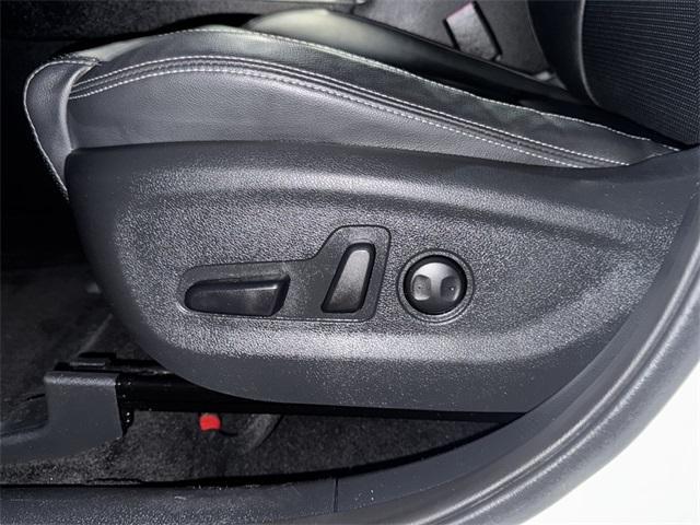 Photo of 2020 Snow White Pearl Kia Sportage