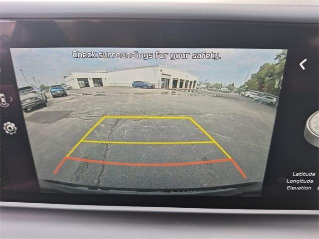 Photo of 2024 Gravity Gray Kia Seltos