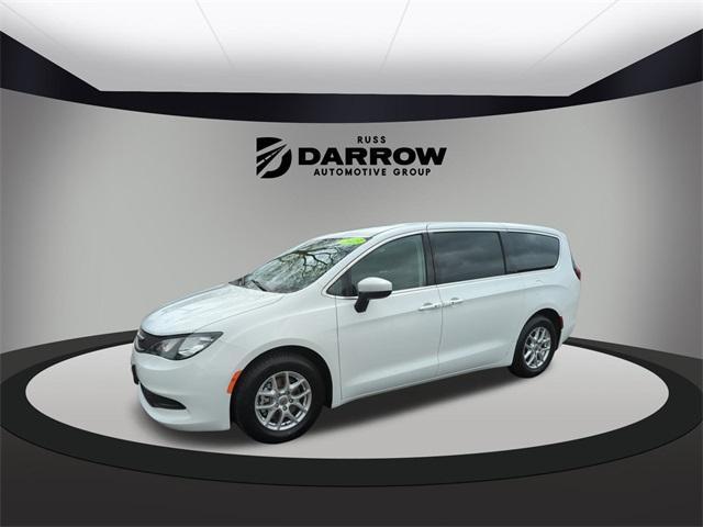 2023 Chrysler Voyager