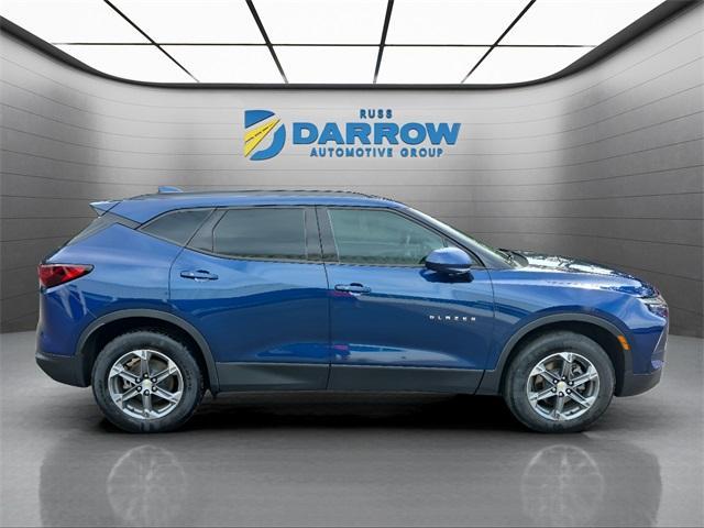 Photo of 2023 Blue Glow Metallic Chevrolet Blazer