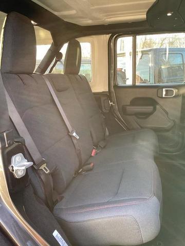 Photo of 2025 Granite Crystal Metallic Clearcoat Jeep Wrangler